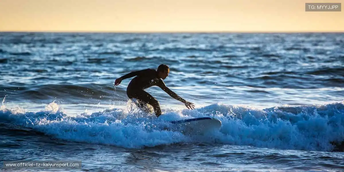 热血赛事,一触即发!🔥 你的尖叫,就是胜利的号角!